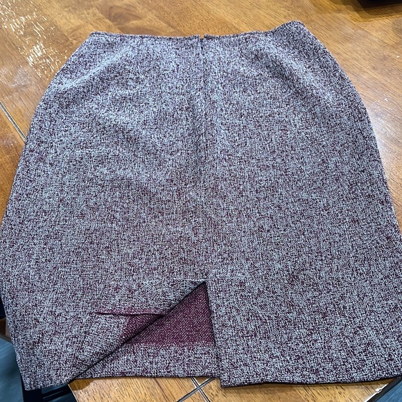 London times Jackie Onassis style, two piece suit with vintage flare - Picture 3 of 9